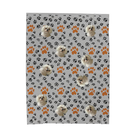 Personalized velvet plush blanket with custom dog portrait – ultra-soft and elegant design - light grey